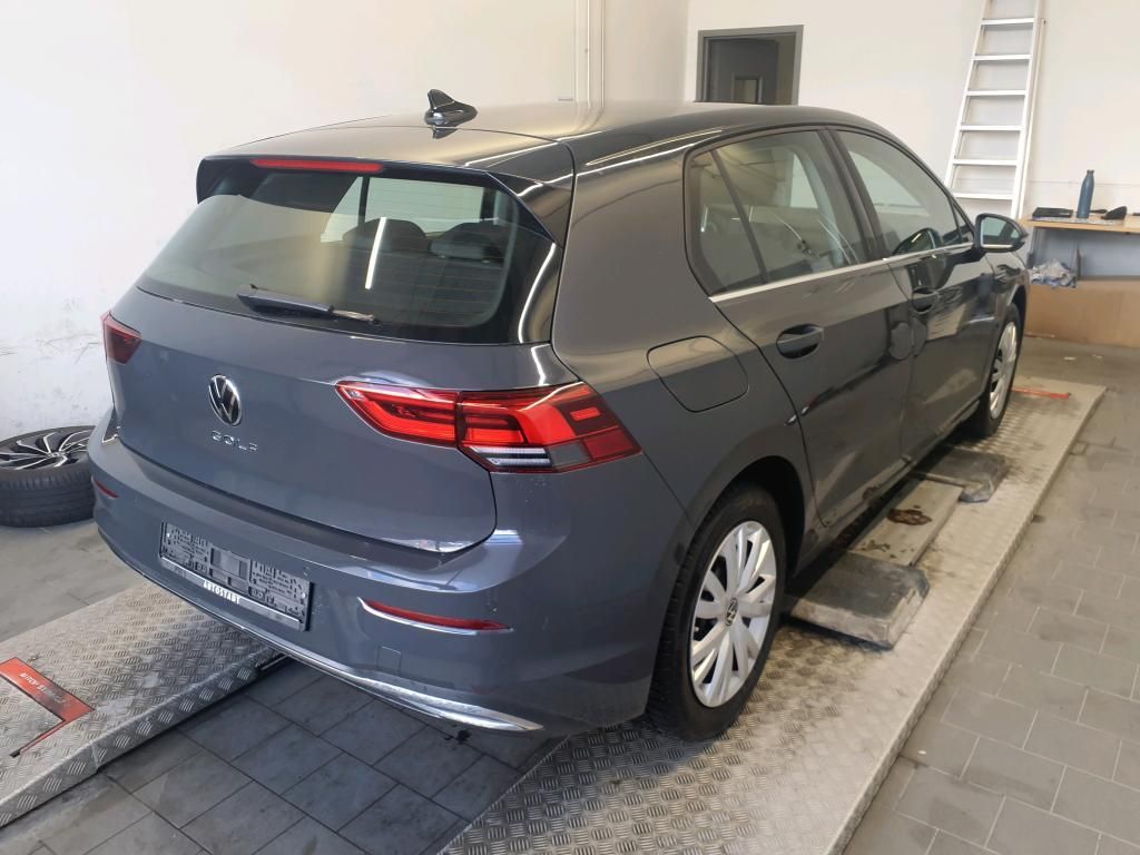 Volkswagen Golf 2024 г. Серый, пробег 45085 км