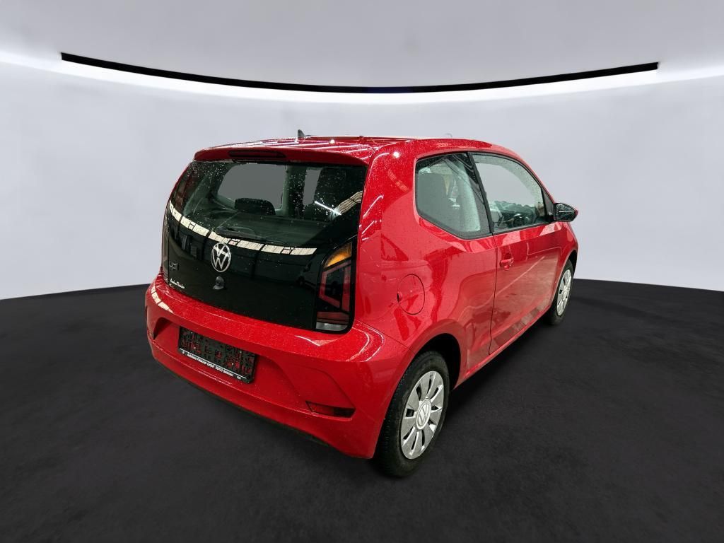 Volkswagen up! 2023 г. Красный, пробег 41109 км