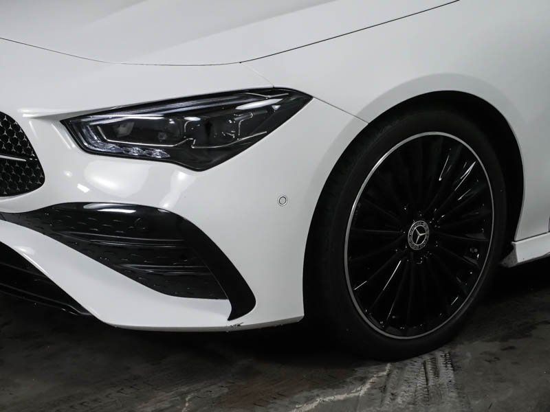 Mercedes-Benz CLA 220 2025 г. Белый, пробег 42711 км