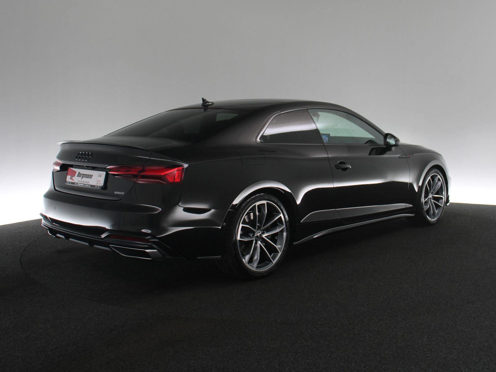 Audi A5 2023 г. Чёрный, пробег 52239 км