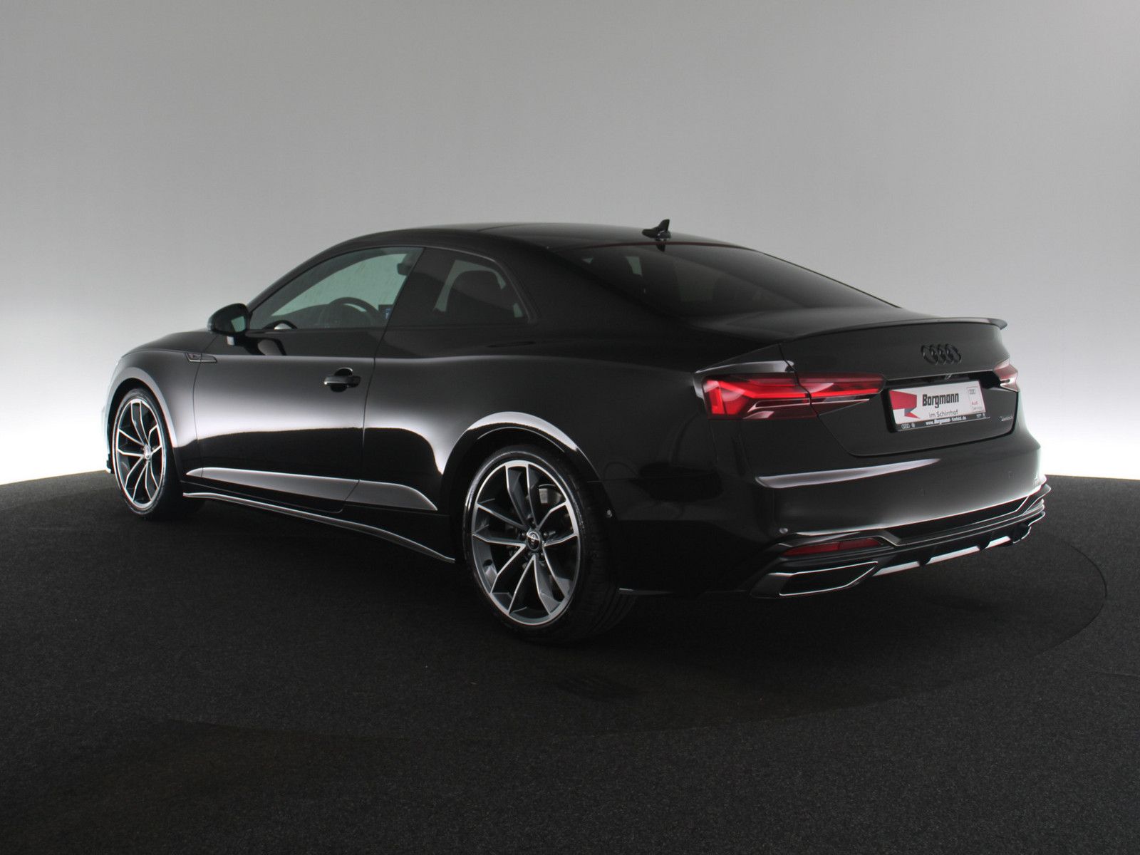 Audi A5 2023 г. Чёрный, пробег 52239 км