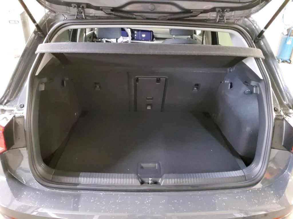 Volkswagen Golf 2022 г. Серый, пробег 58798 км