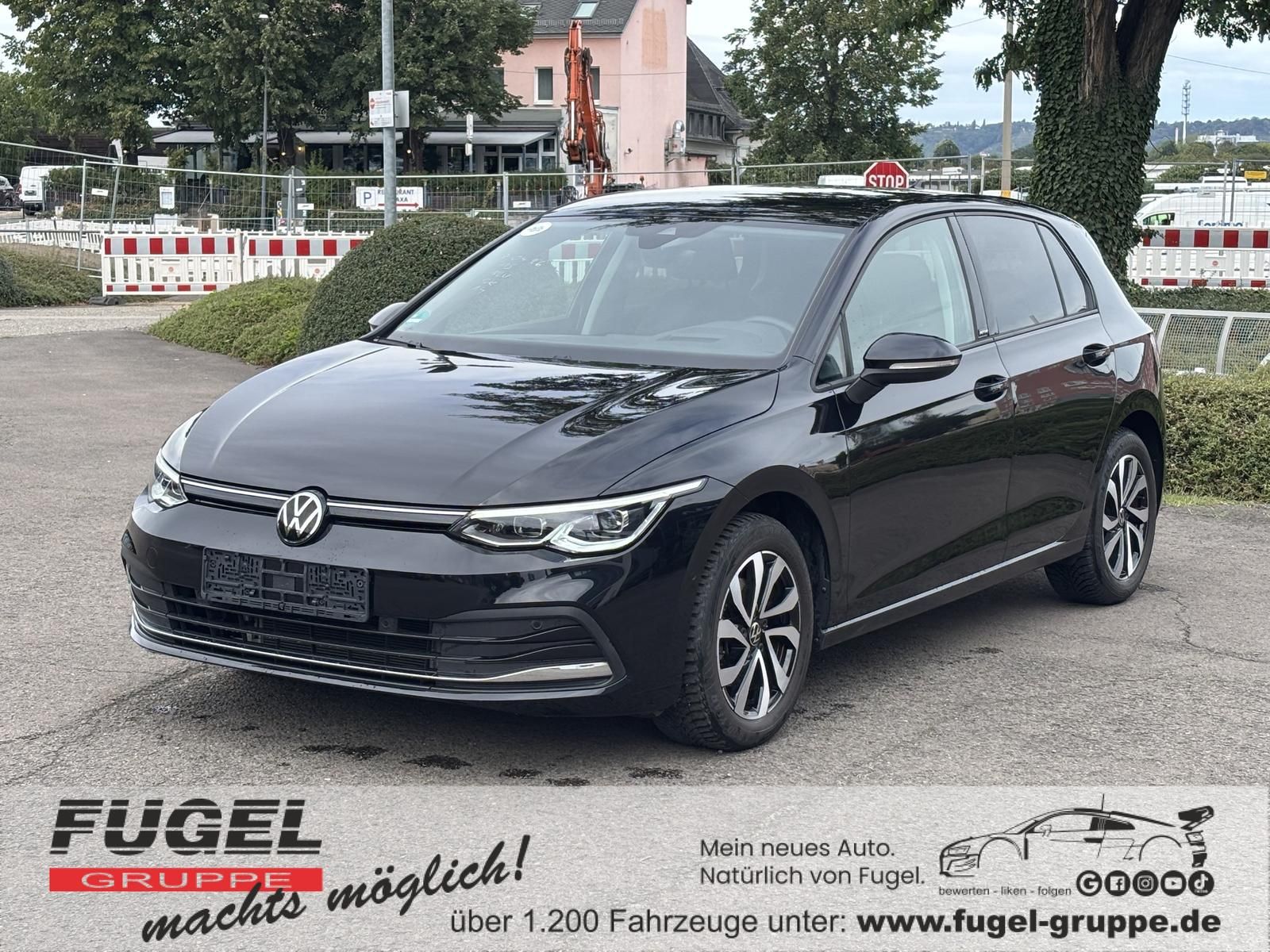 Volkswagen Golf 2023 г. Чёрный, пробег 46325 км