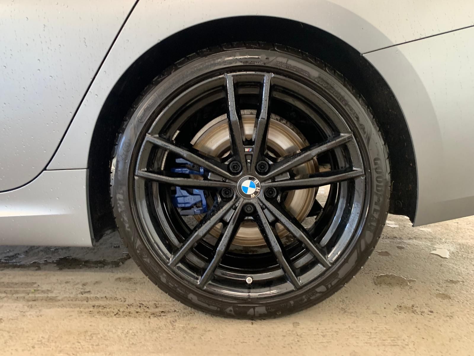 BMW 320 2024 г. Серый, пробег 33000 км