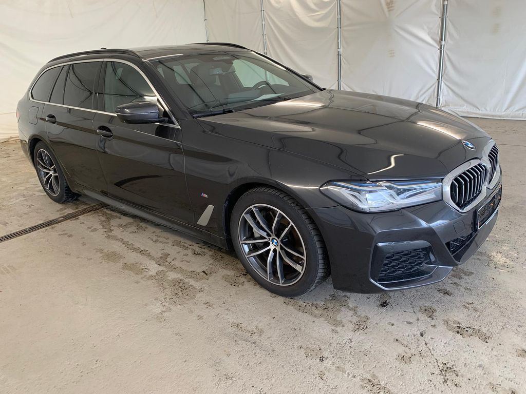 BMW 540 2024 г. Серый, пробег 47800 км