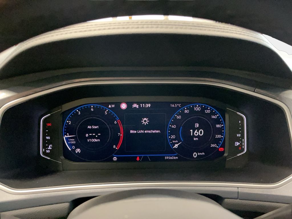 Volkswagen T-Roc 2023 г. Серый, пробег 59554 км