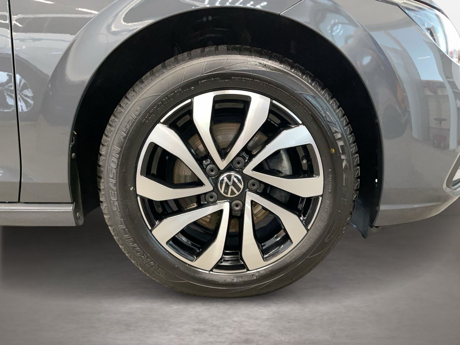 Volkswagen Golf 2021 г. Серый, пробег 57380 км