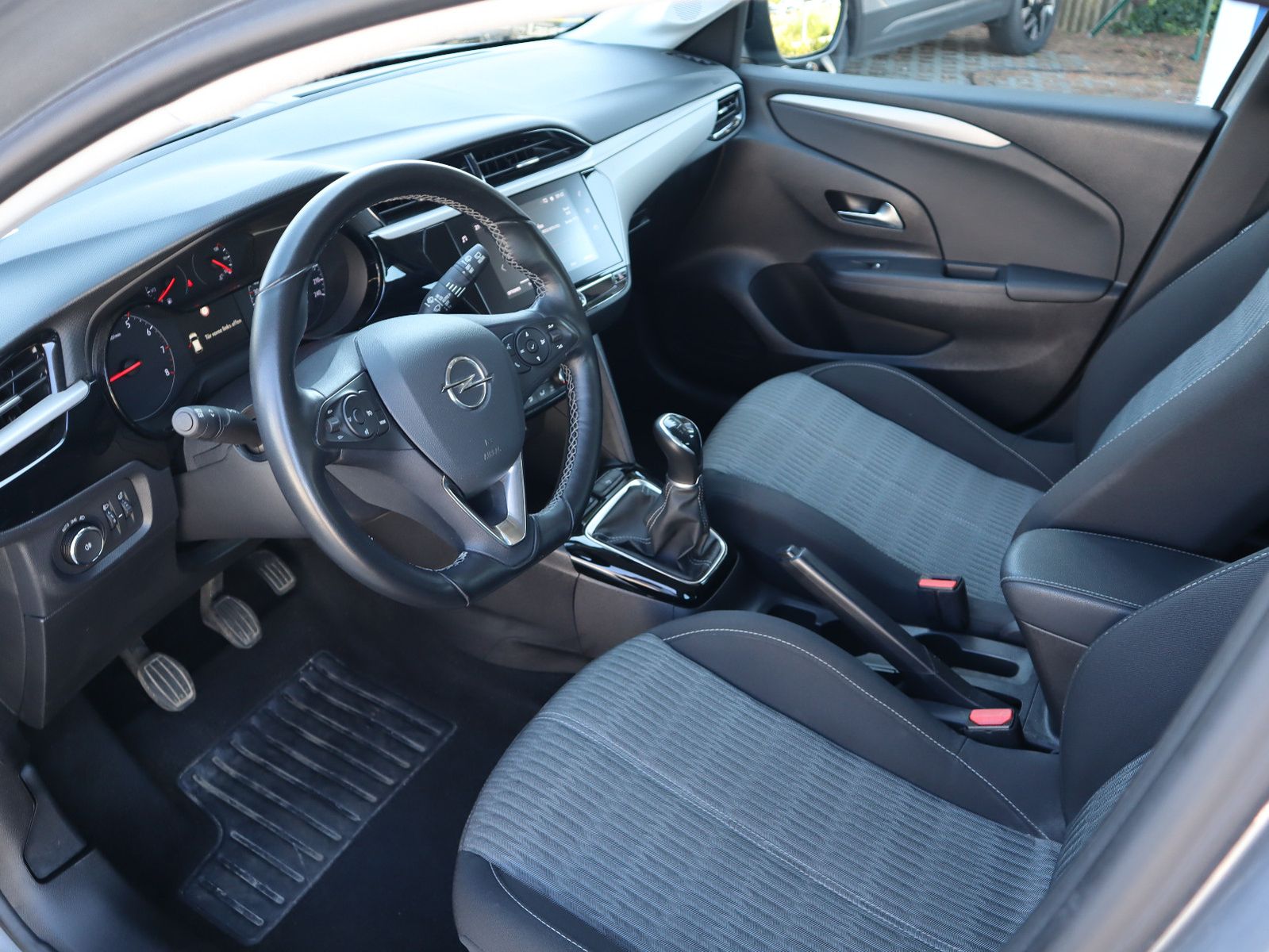 Opel Corsa 2021 г. Серый, пробег 28598 км