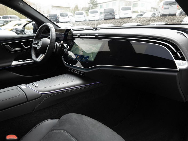 Mercedes-Benz E 220 2025 г. Белый, пробег 5286 км