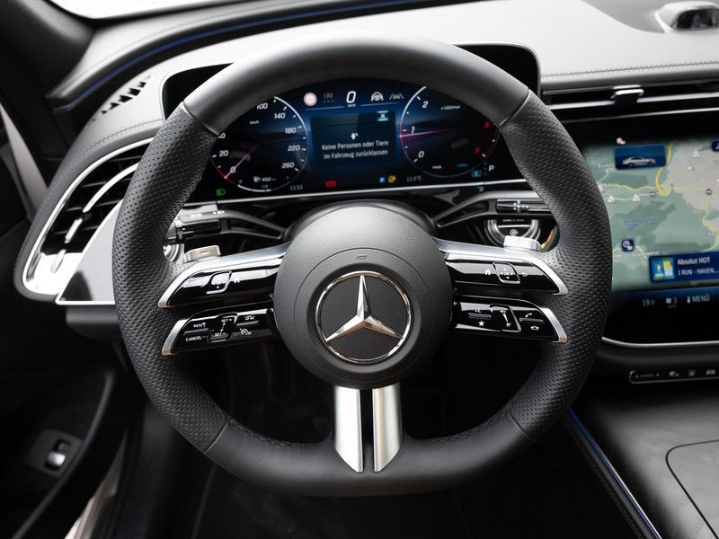 Mercedes-Benz E 220 2025 г. Белый, пробег 5286 км