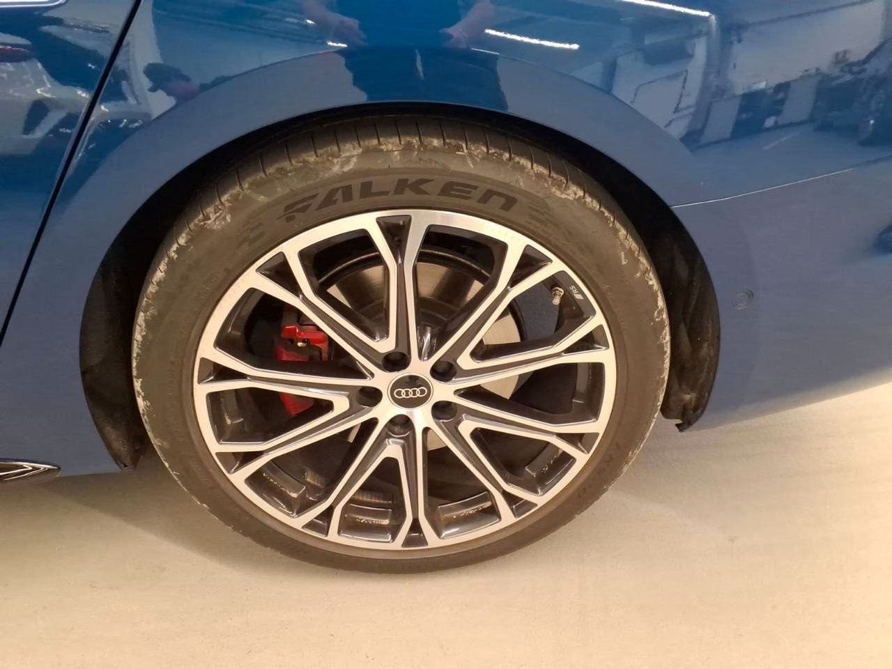 Audi A6 2026 г. Синий, пробег 11200 км