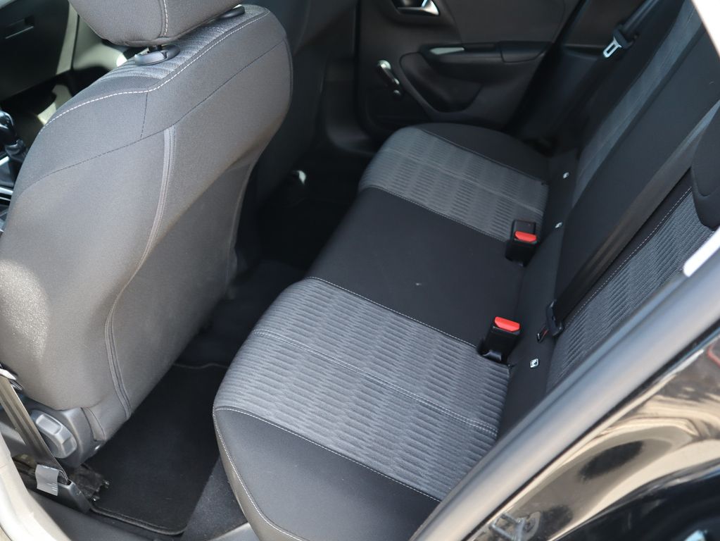 Opel Corsa 2021 г. Чёрный, пробег 29998 км