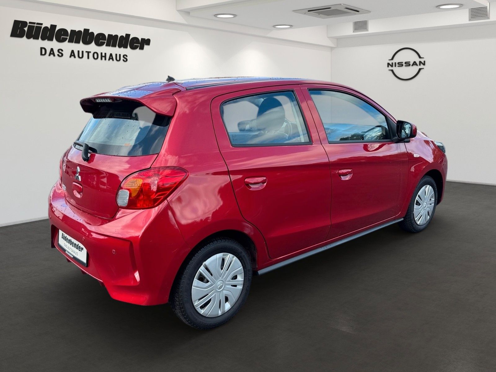 Mitsubishi Space Star 2021 г. Красный, пробег 19150 км