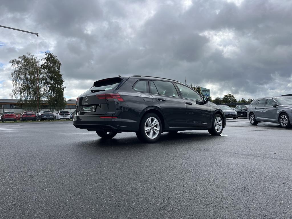 Volkswagen Golf 2023 г. Серый, пробег 38800 км