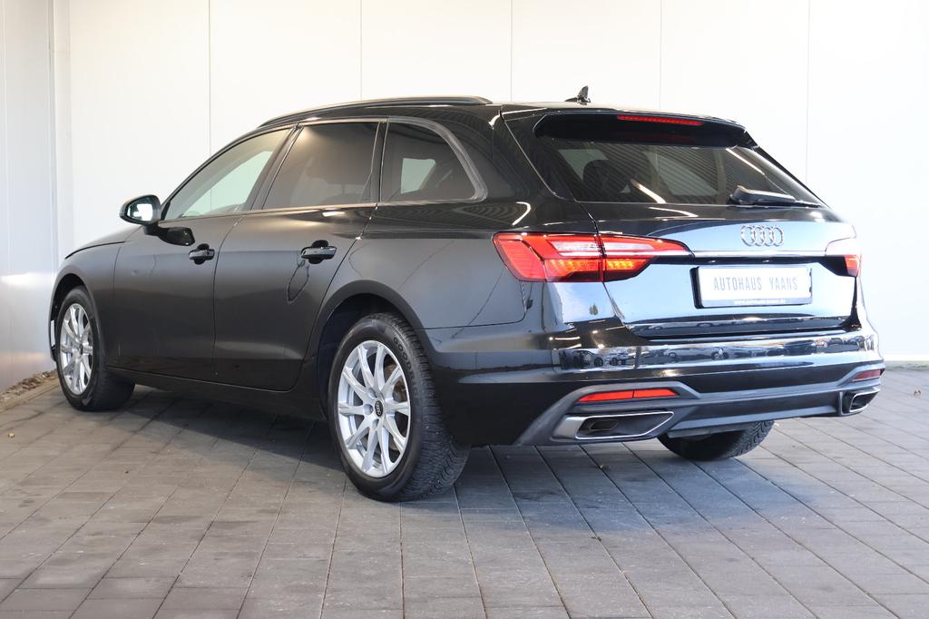 Audi A4 2022 г. Чёрный, пробег 57930 км