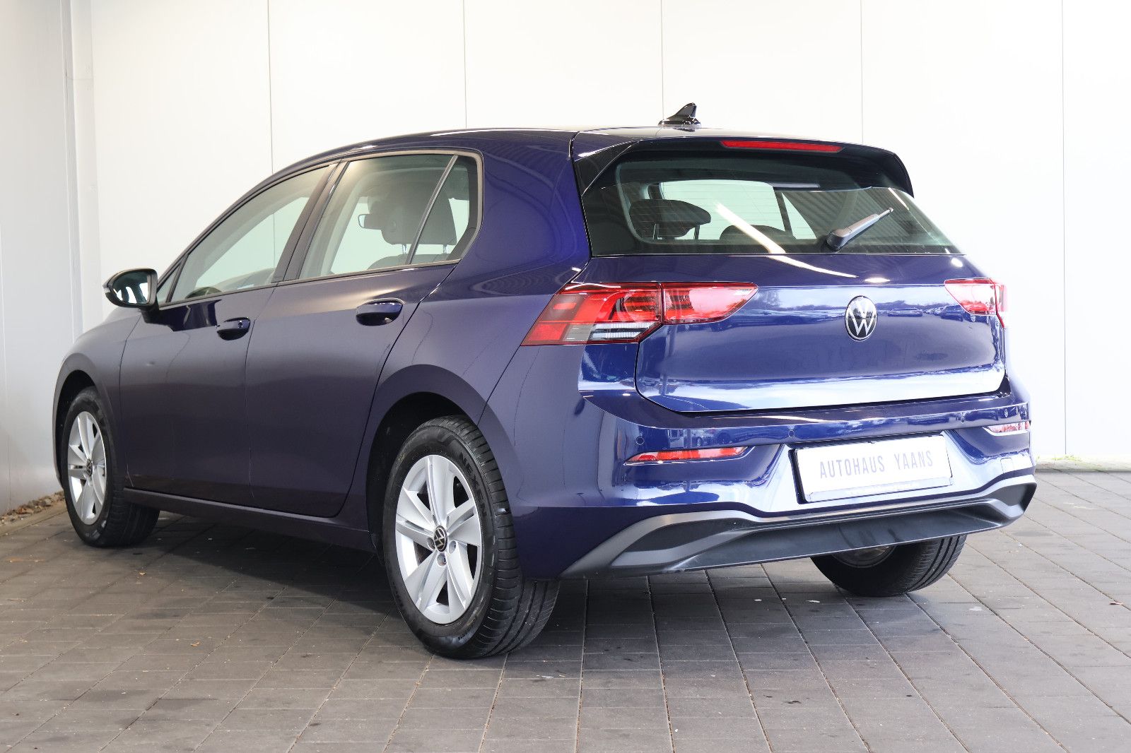 Volkswagen Golf 2021 г. Синий, пробег 44660 км