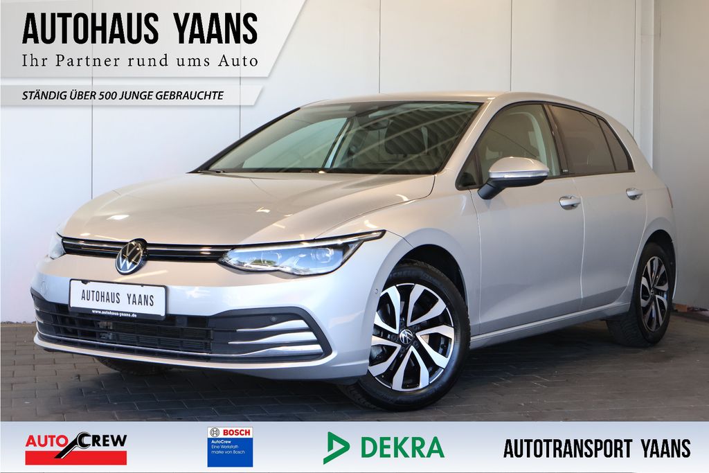 Volkswagen Golf 2023 г. Серебристый, пробег 48330 км
