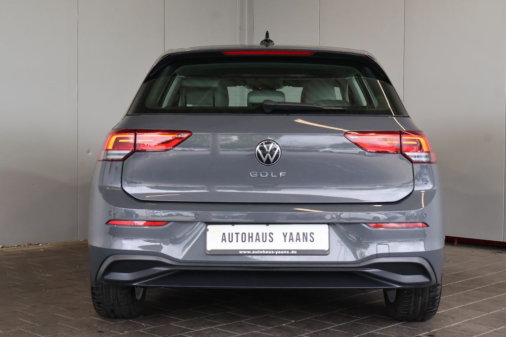 Volkswagen Golf 2022 г. Серый, пробег 47240 км