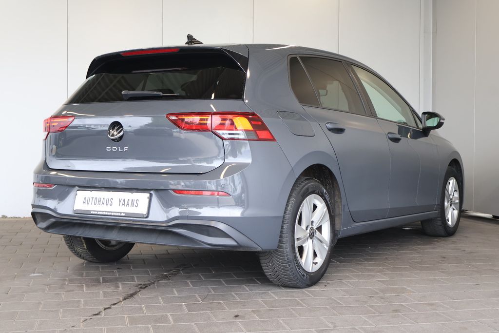 Volkswagen Golf 2023 г. Серый, пробег 55490 км
