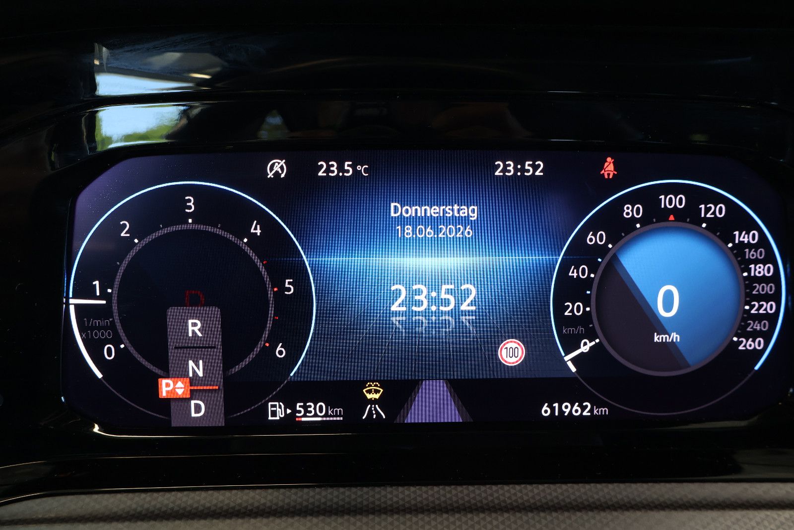 Volkswagen Golf 2022 г. Серый, пробег 59950 км