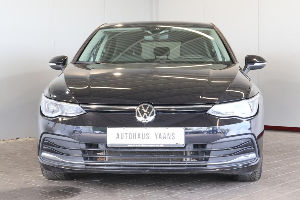 Volkswagen Golf 2022 г. Чёрный, пробег 59950 км