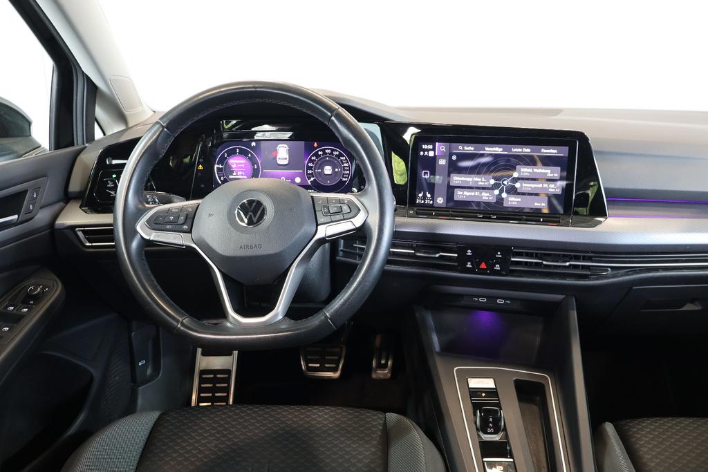 Volkswagen Golf 2022 г. Чёрный, пробег 59950 км
