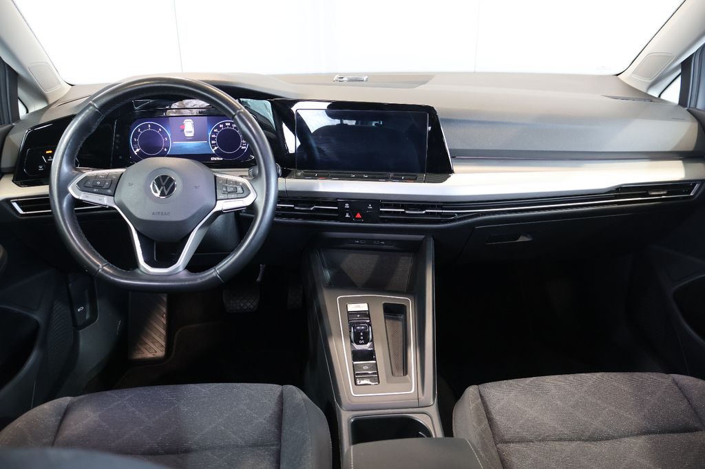 Volkswagen Golf 2021 г. Серый, пробег 57680 км