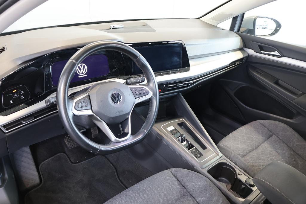 Volkswagen Golf 2021 г. Серый, пробег 57680 км