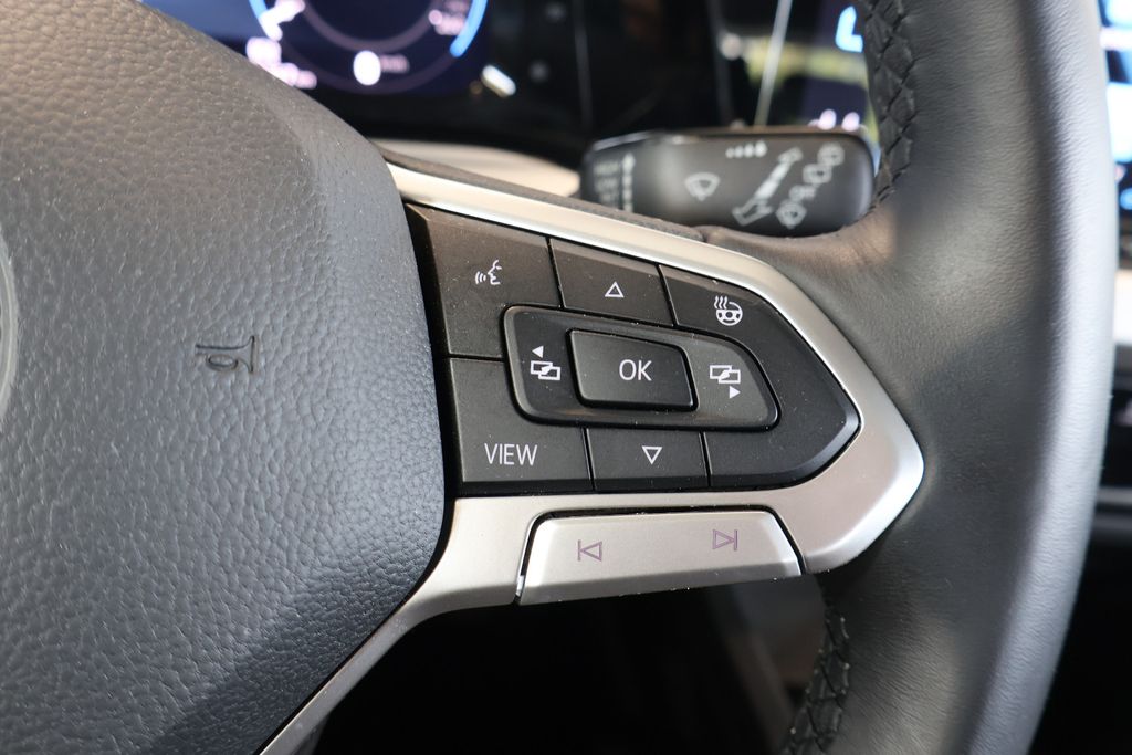 Volkswagen Golf 2022 г. Серый, пробег 59260 км