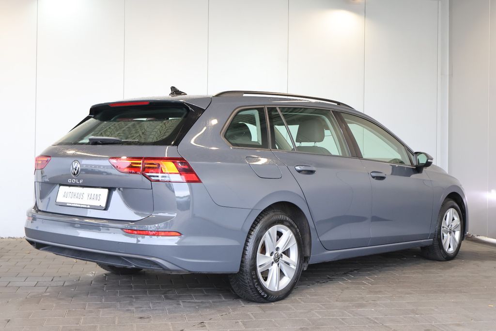 Volkswagen Golf 2024 г. Серый, пробег 54000 км