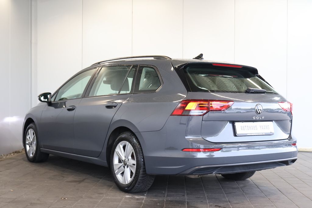 Volkswagen Golf 2024 г. Серый, пробег 54000 км