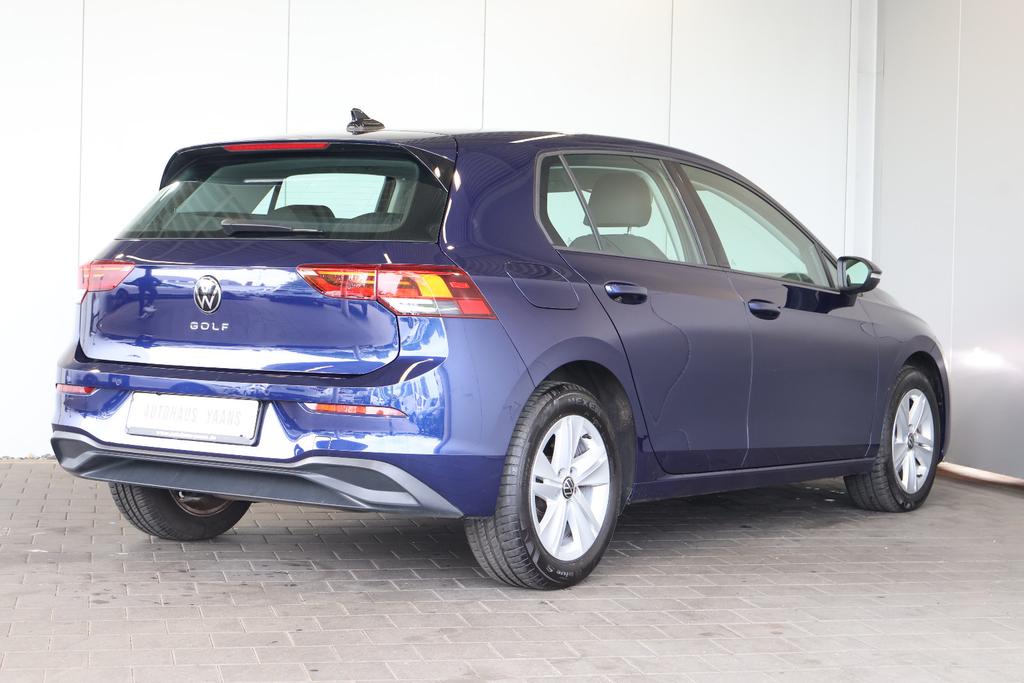 Volkswagen Golf 2022 г. Синий, пробег 46000 км
