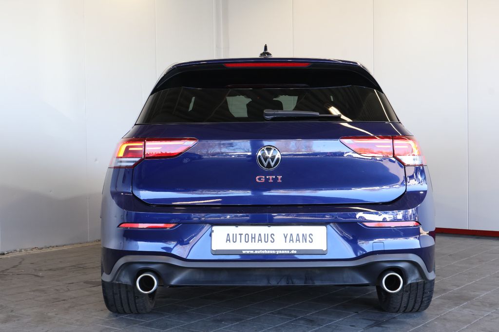 Volkswagen Golf 2024 г. Синий, пробег 49850 км