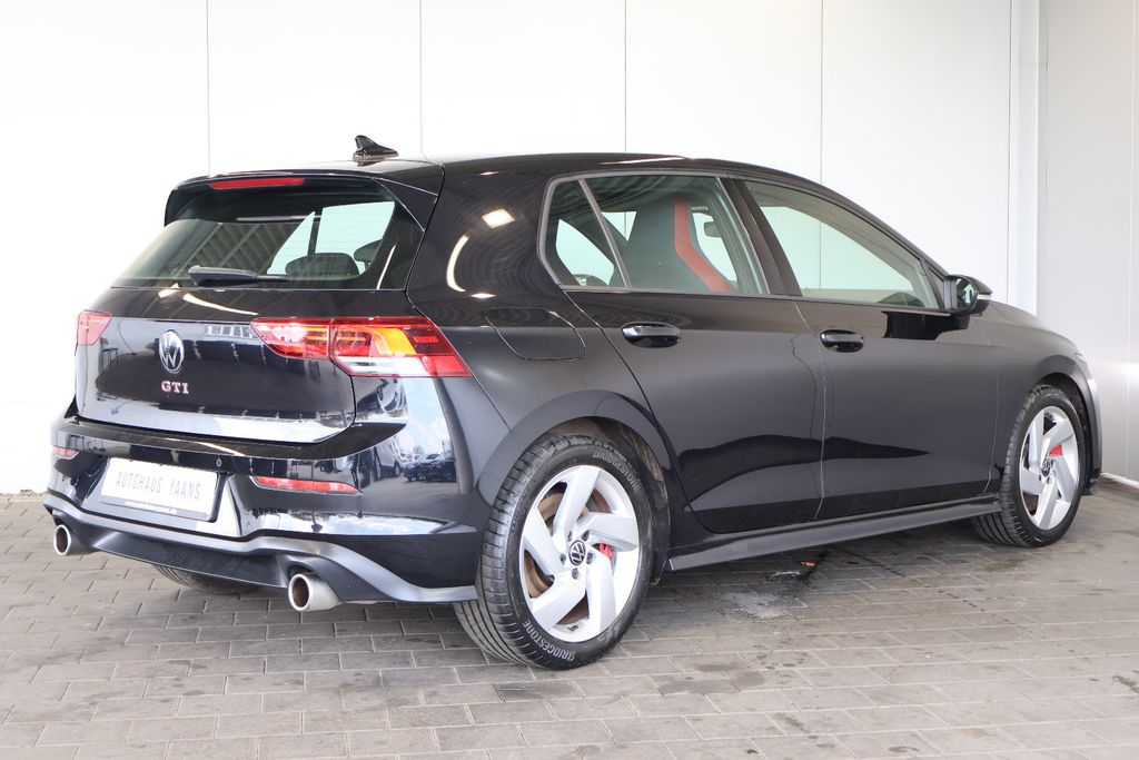 Volkswagen Golf 2021 г. Чёрный, пробег 43440 км
