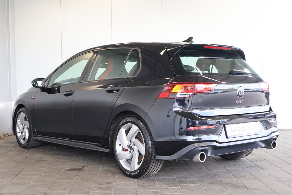 Volkswagen Golf 2021 г. Чёрный, пробег 43440 км