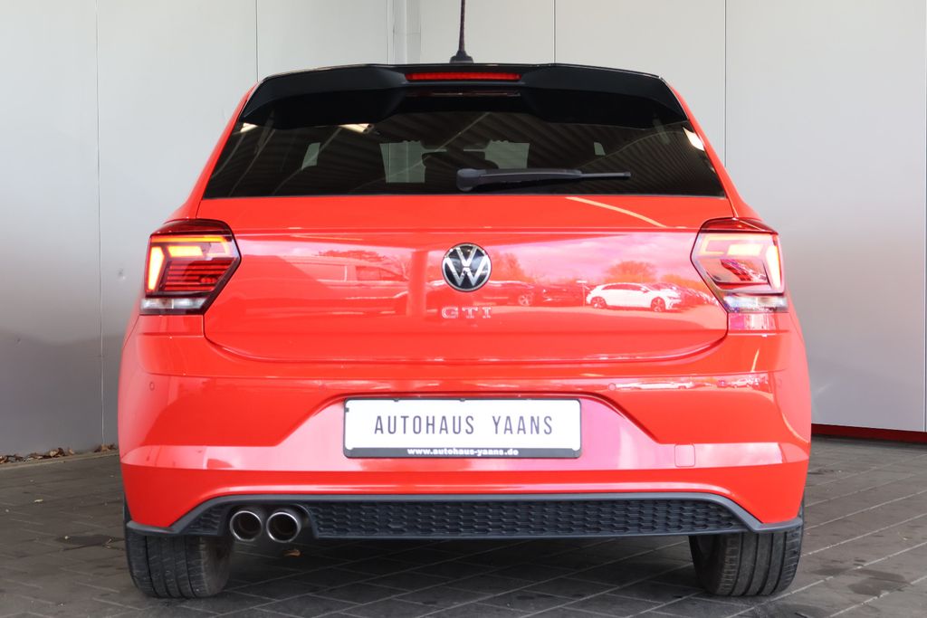 Volkswagen Polo 2021 г. Красный, пробег 31740 км