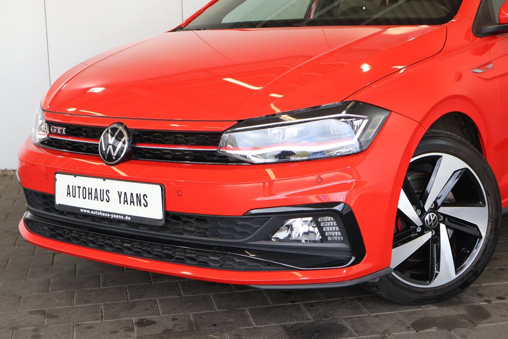 Volkswagen Polo 2021 г. Красный, пробег 31740 км