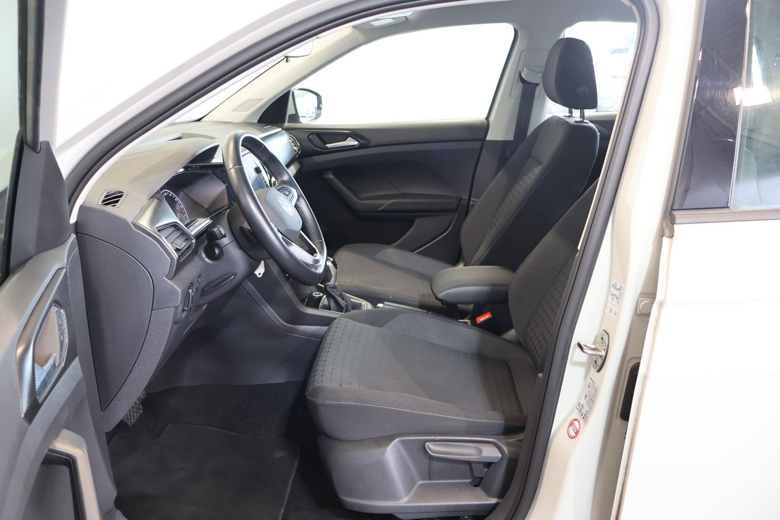 Volkswagen T-Cross 2023 г. Серый, пробег 54650 км
