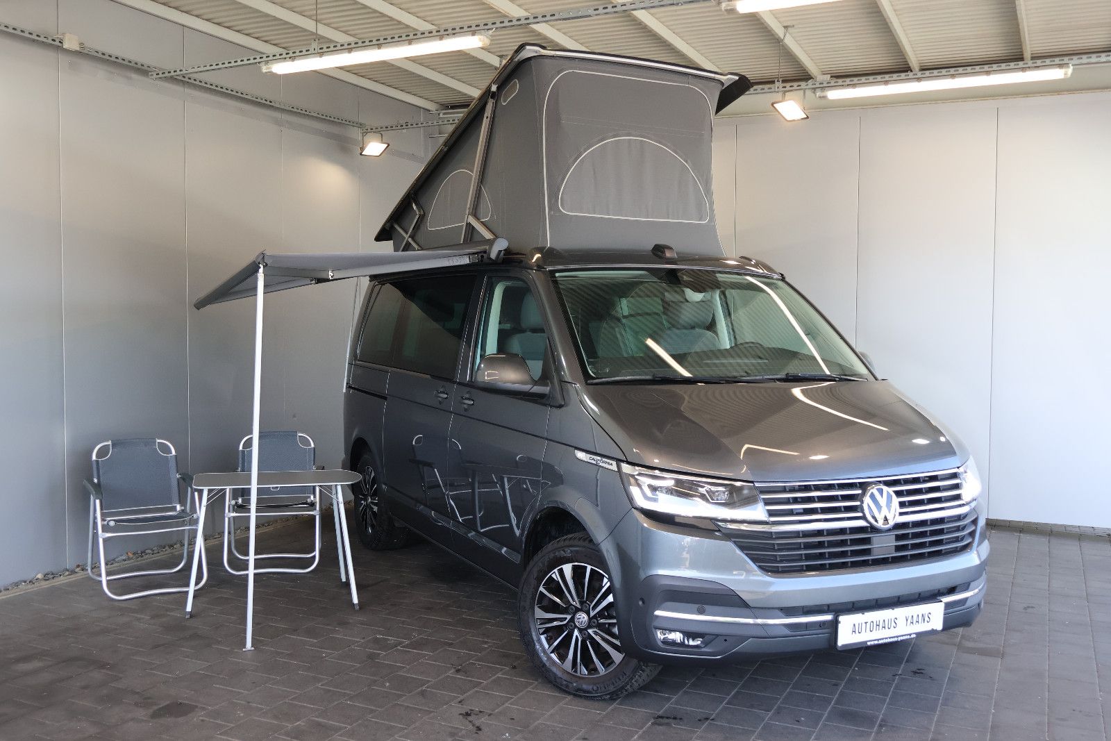 Volkswagen 8 series 2024 г. Серый, пробег 57490 км