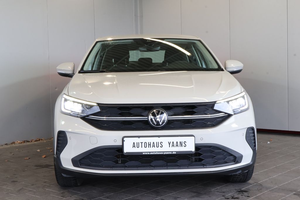 Volkswagen Taigo 2023 г. Серый, пробег 48830 км