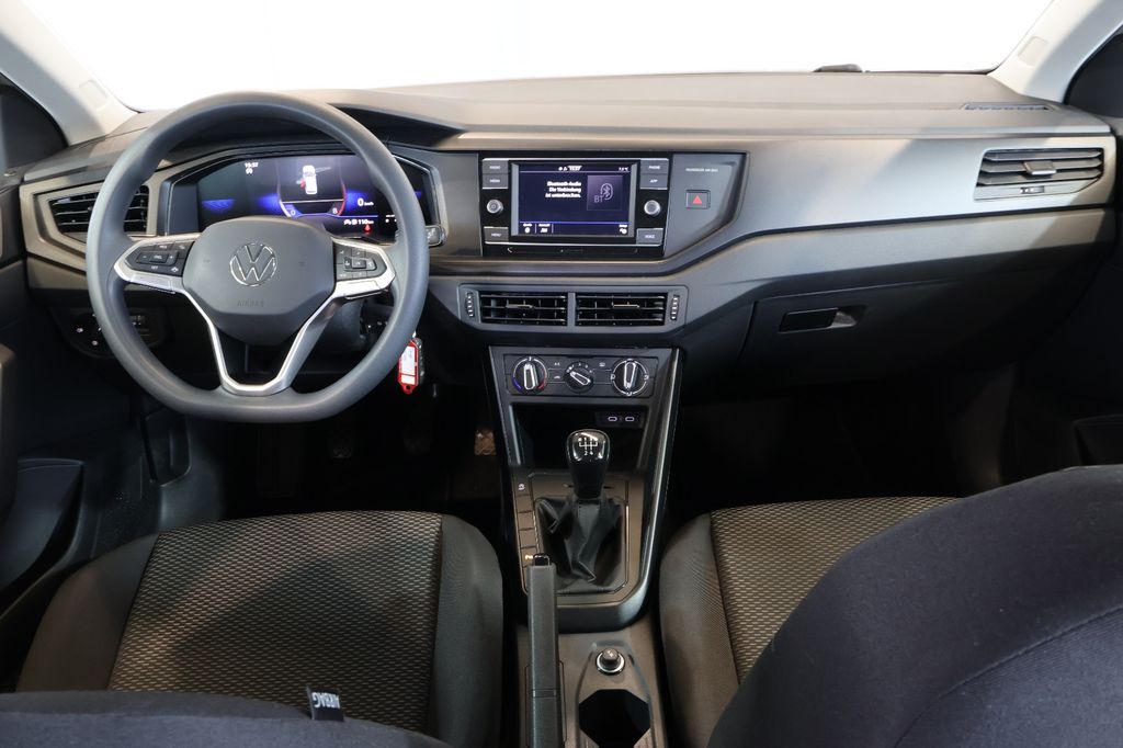 Volkswagen Taigo 2023 г. Серый, пробег 48830 км