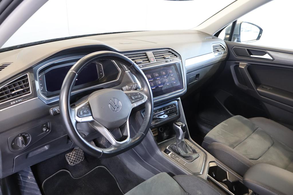 Volkswagen TIGUAN ALLSPACE 2022 г. Чёрный, пробег 48200 км
