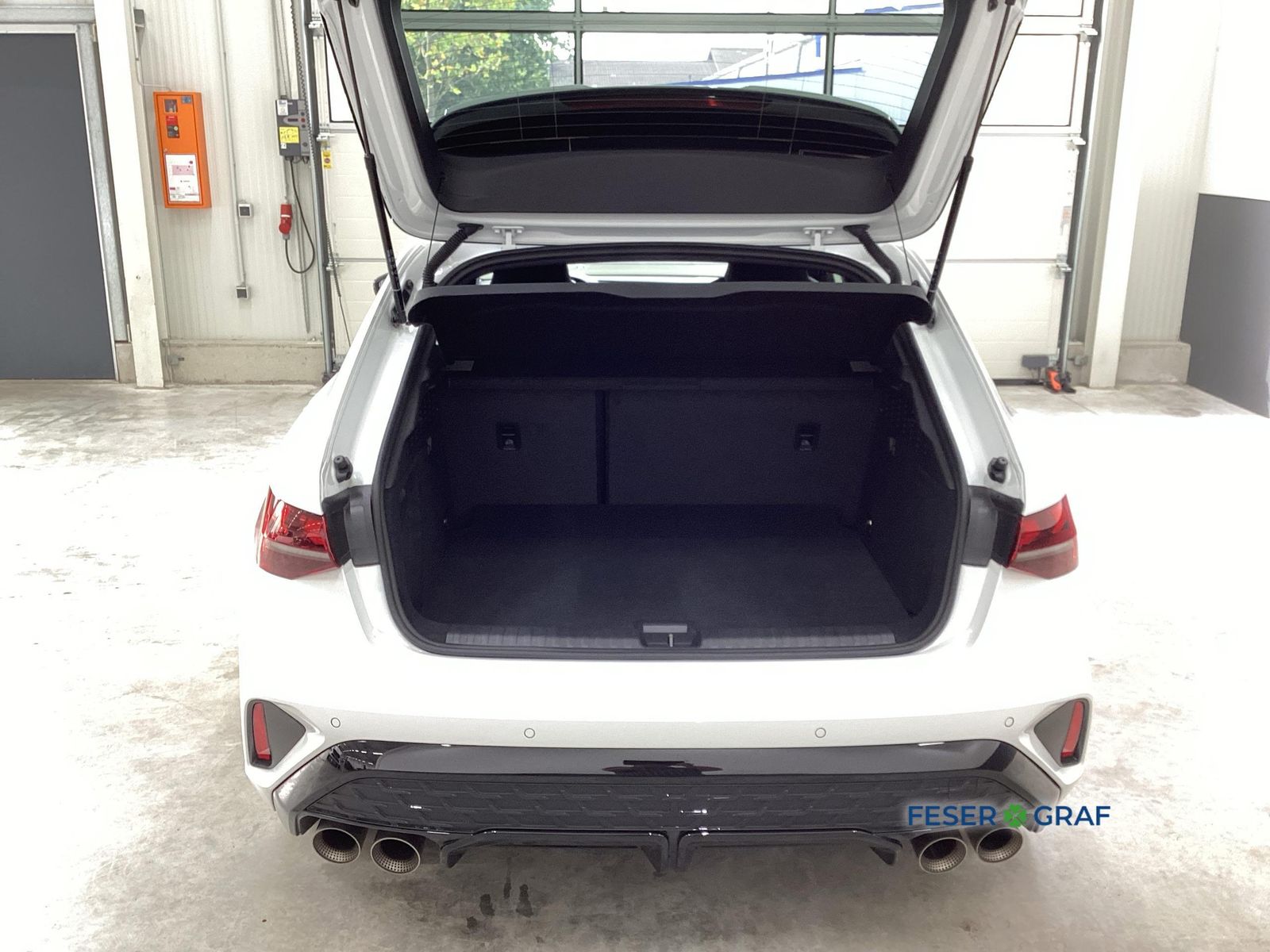 Audi S3 2025 г. Белый, пробег 11807 км