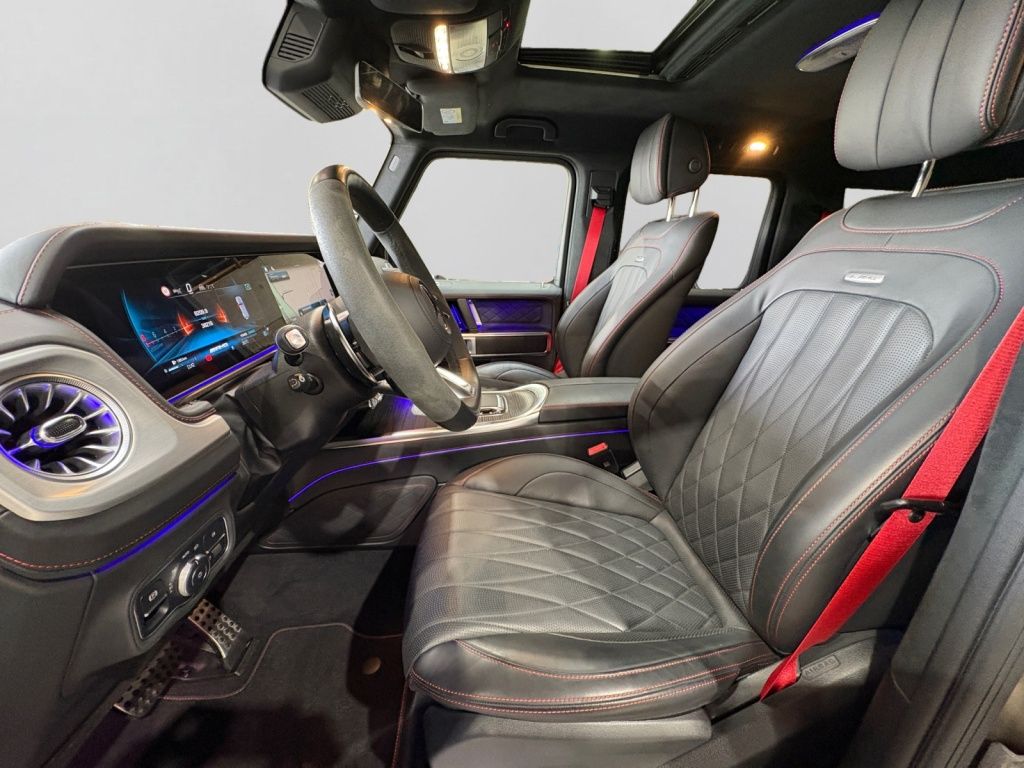 Mercedes-Benz G 63 AMG 2024 г. Белый, пробег 38185 км
