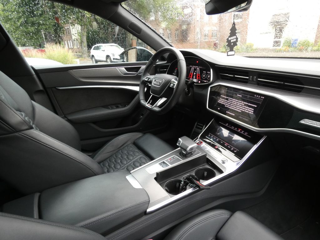 Audi RS7 2021 г. Белый, пробег 19250 км