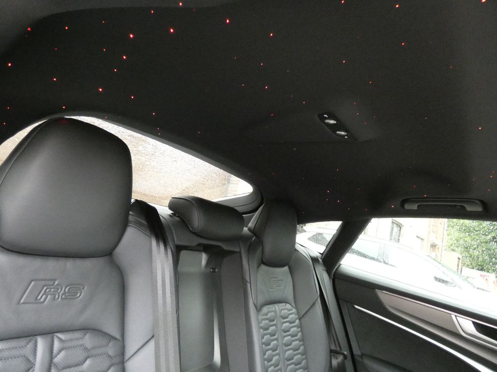 Audi RS7 2021 г. Белый, пробег 19250 км