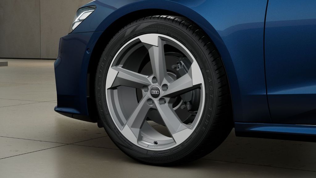Audi A7 2025 г. Синий, пробег 17272 км