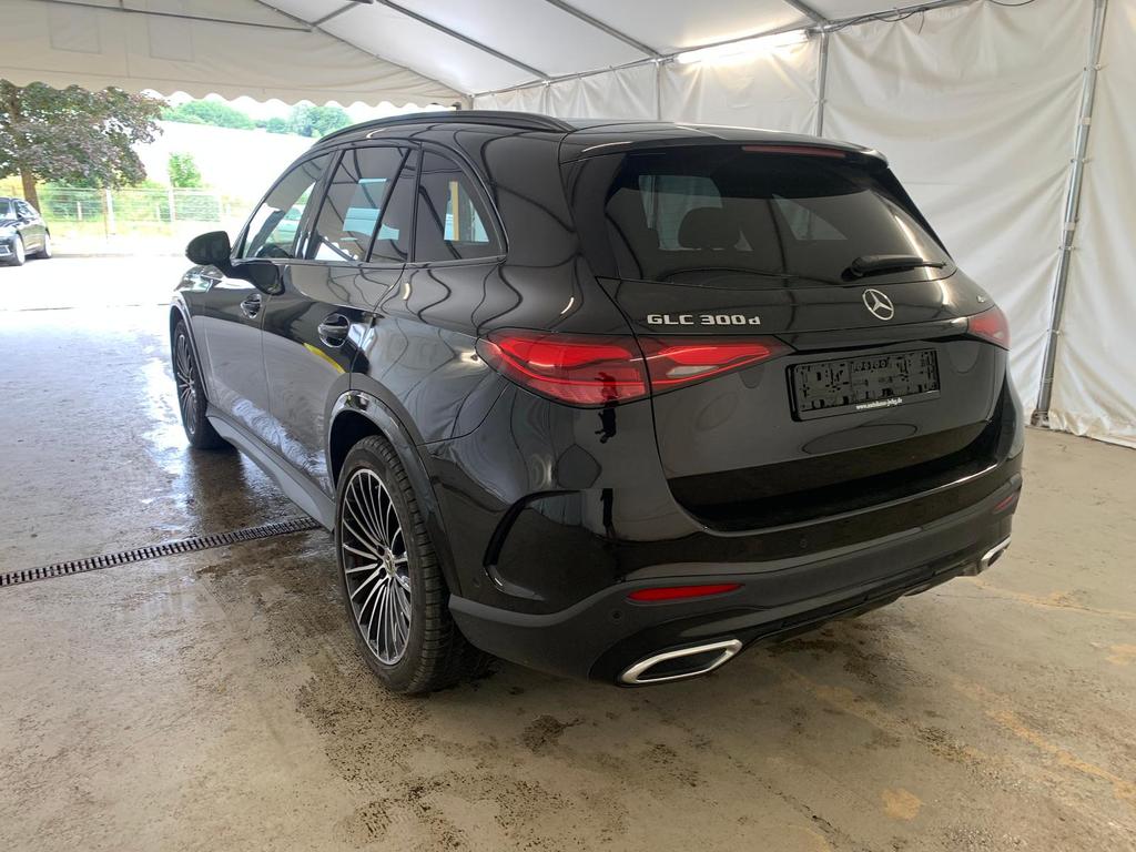 Mercedes-Benz GLC 300 2025 г. Чёрный, пробег 29990 км
