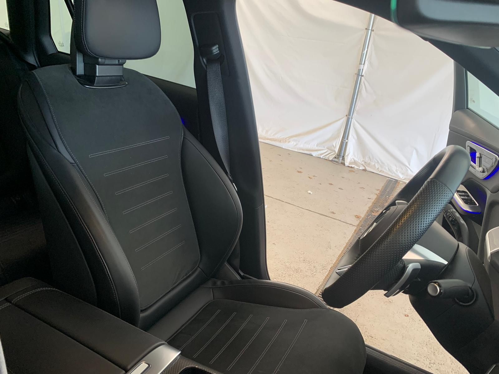 Mercedes-Benz GLC 300 2025 г. Чёрный, пробег 29990 км