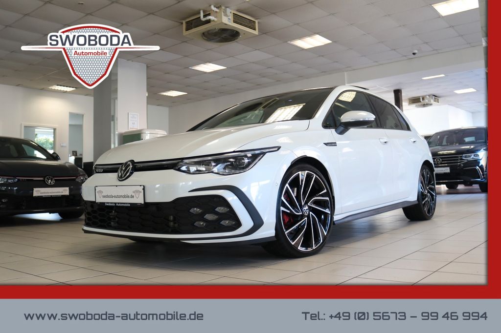 Volkswagen Golf 2021 г. Белый, пробег 54952 км